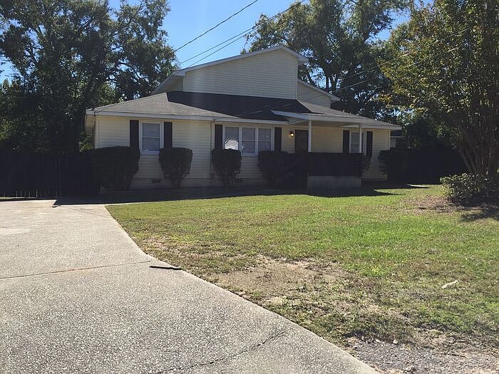 2nd image of 3410 Kemp Rd