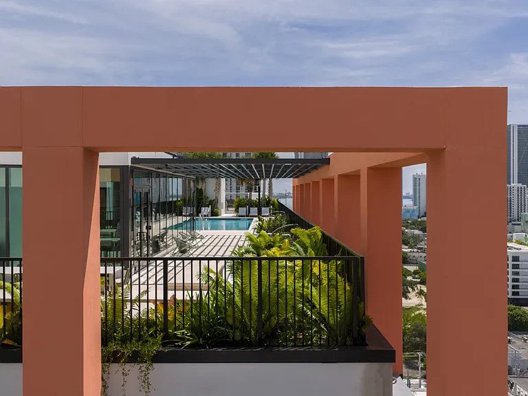 Wynwood Plaza Residences — Photo 8