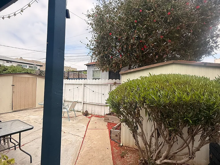 2056 Reed Ave — Photo 22