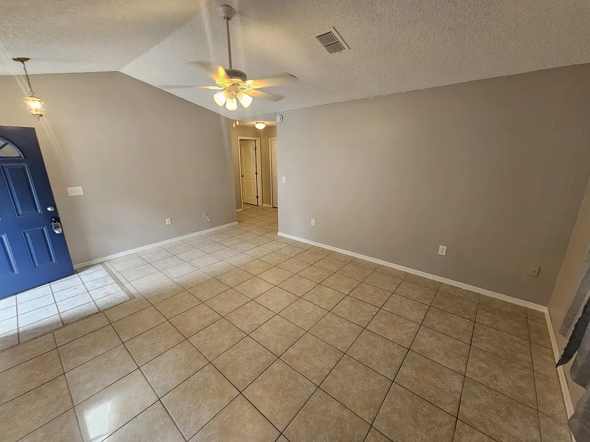 Building Photo - 4371 Azora Rd