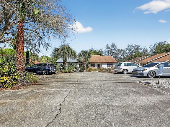 4th image of 112 Anclote Rd