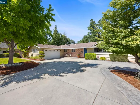 38 Oakdene Ct, Walnut Creek, CA 94596