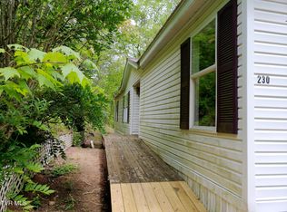 230 Ridge Rd, Weber City, VA 24290