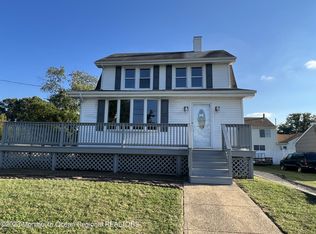 39 Verdun Pl, Middletown, NJ 07748