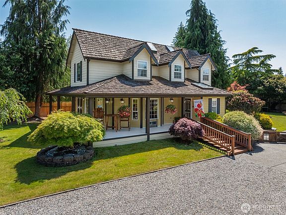3rd image of 12718 118th Street Ct E