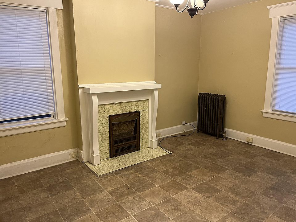 1st image of 4401 Glenway Ave #3