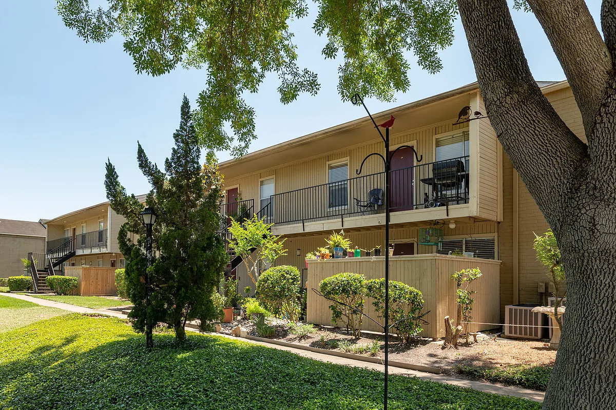 Building Photo - Meyerland Court Apartments