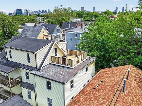 2nd image of 29 Hanson St #2
