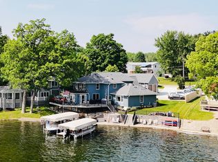 690 Spring Beach Rd, Rome City, IN 46784