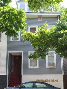 131 Brooks St, East Boston, MA, 02128