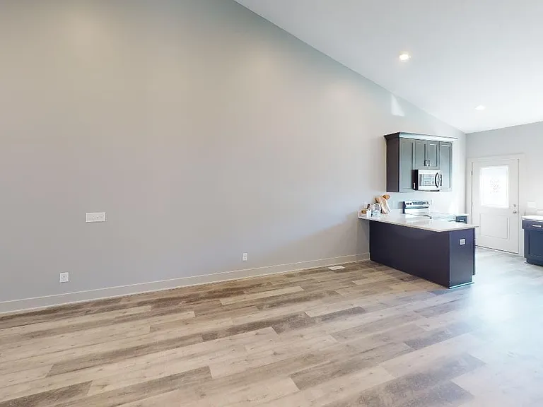 296 Capstone Dr — Photo 9