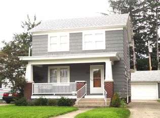 933 Pemberton Dr, Fort Wayne, IN 46805