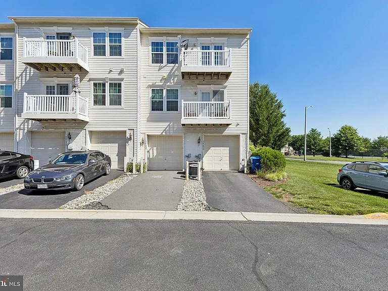14688 Links Pond Cir — Photo 3