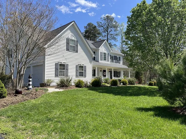23412 Chandler Ct, Hollywood, MD 20636