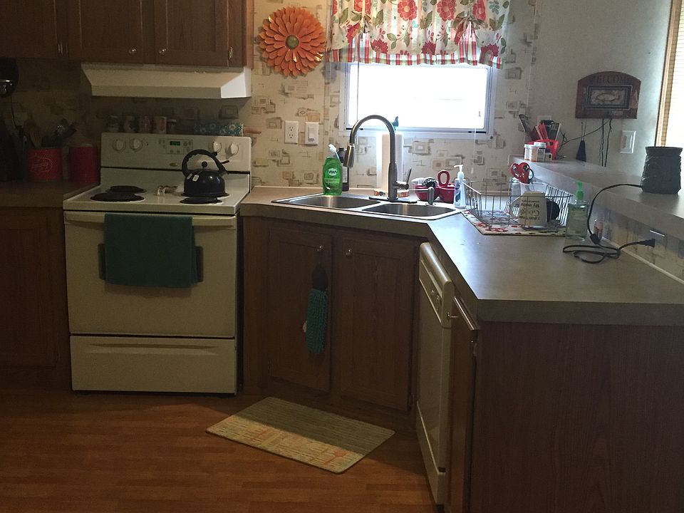 1st image of 140 McMahon Ln