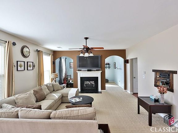 3rd image of 2184 Park Manor View SW