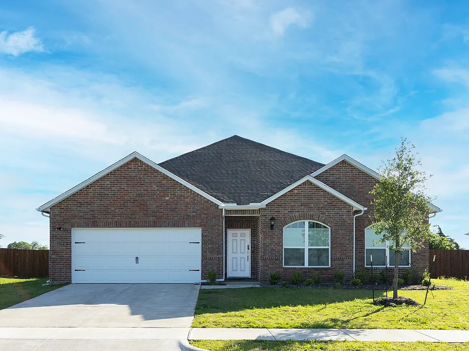 186 Cypress Point Dr