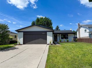 47387 Royal Rd, Macomb, MI 48044