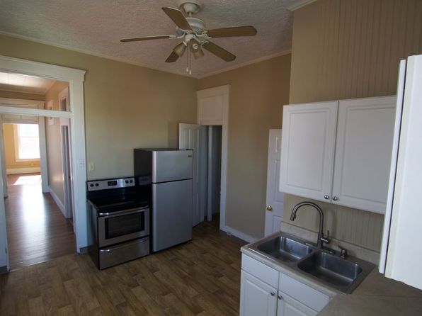 207 Division St APT 2