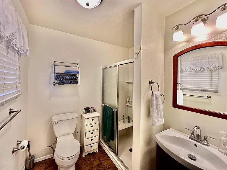 En Suite Bath