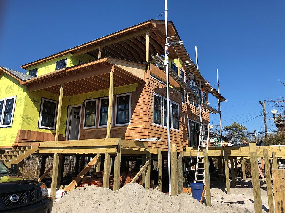 1st image of 123 Bungalow Walk