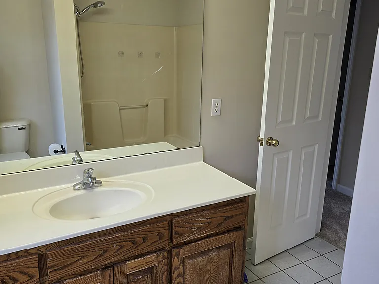 Main bath, upstairs
Ceramic tile floor