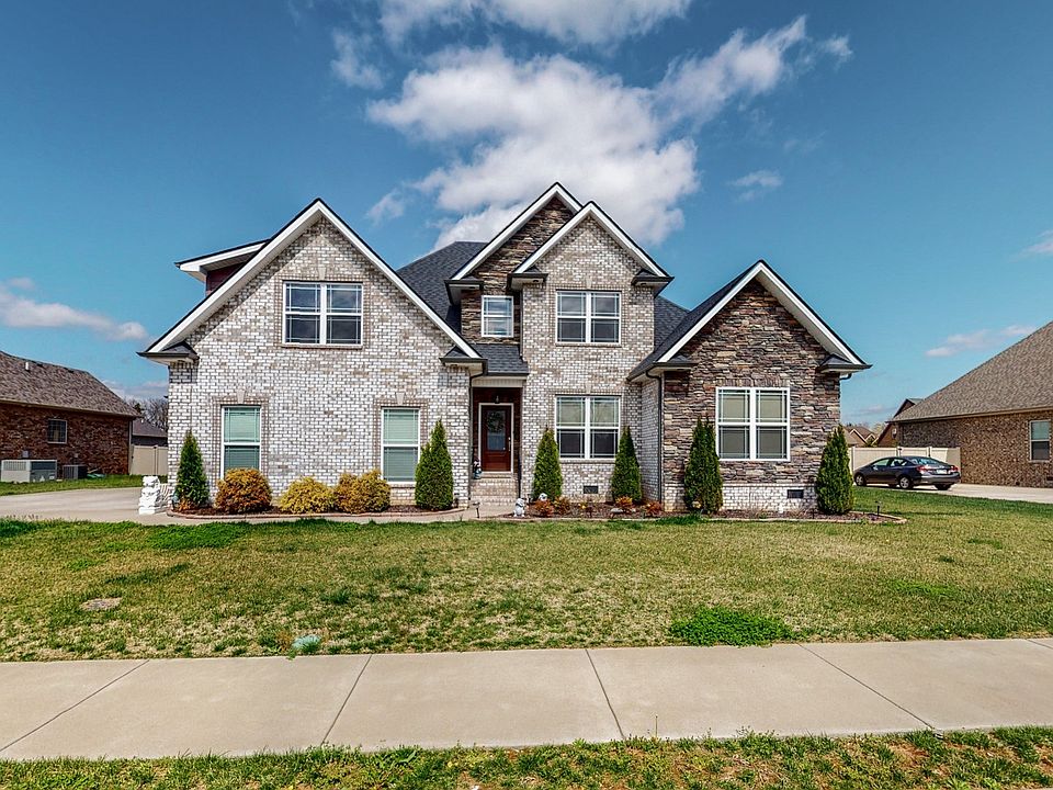 1st image of 2307 Lionheart Dr