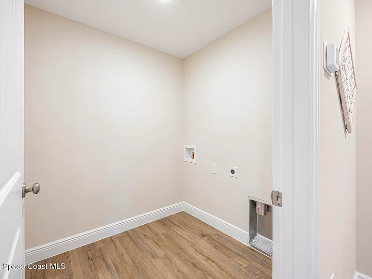 188 Hidden Woods Pl — Photo 24