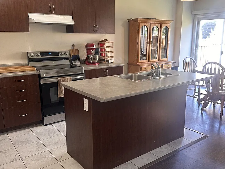 9 Catamaran Dr — Photo 8