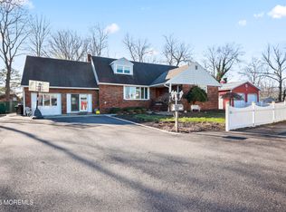 573 Lloyd Rd, Aberdeen, NJ 07747