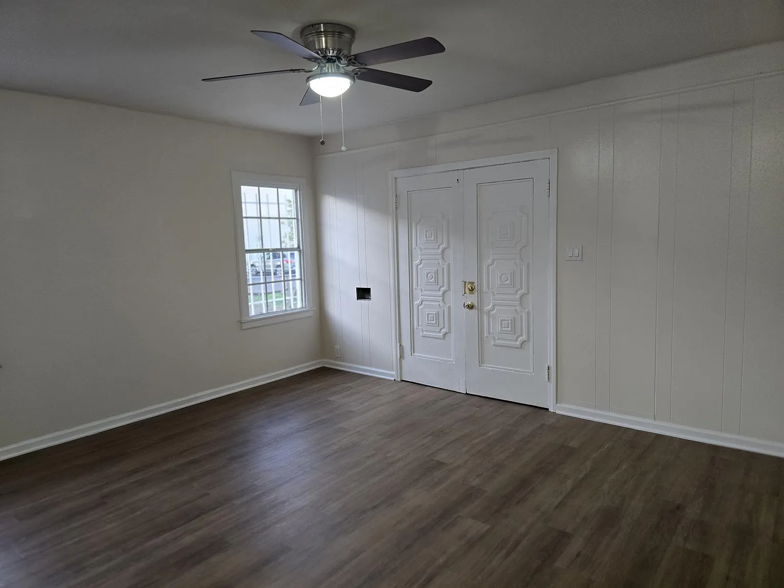3 bed, 1100 sqft, $3,200 — Photo 3