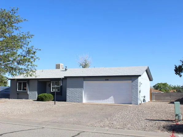 229 Sommerset Dr SE, Rio Rancho, NM 87124