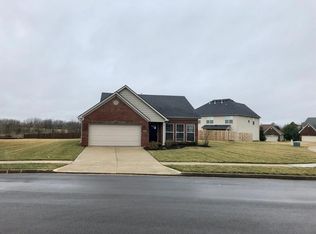 101 Julia Cir, Georgetown, KY 40324