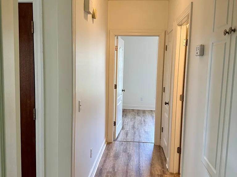 364 Springhill Dr — Photo 13