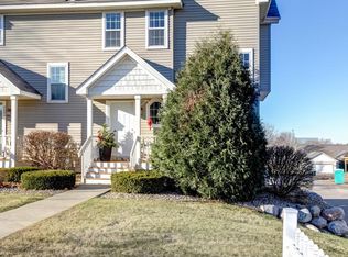2400 Foxglove Cir #6, Hudson, WI 54016