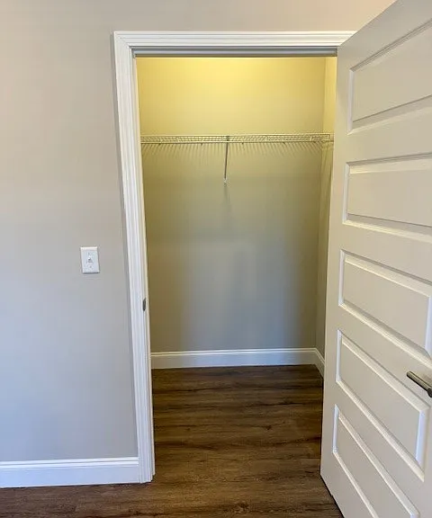 102 Riggins Ln — Photo 8