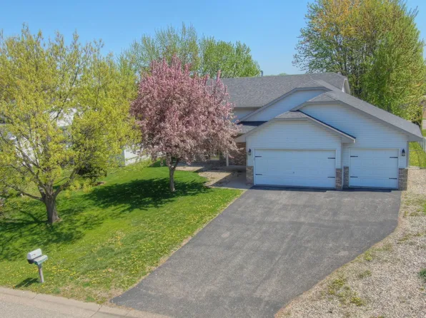 302 16th Ave NE, Buffalo, MN 55313