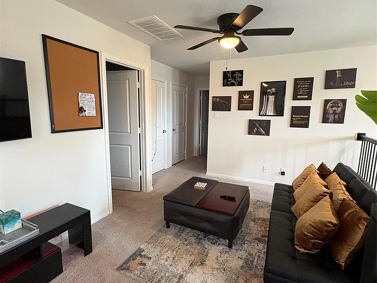 2418 Palisade Crest Dr — Photo 8