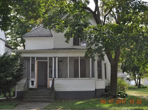 853 E Penn St, Hoopeston, IL 60942