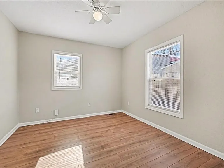 1137 Oakland Ave #1 — Photo 8