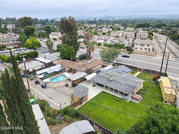 5th image of 22625 Sherman Way