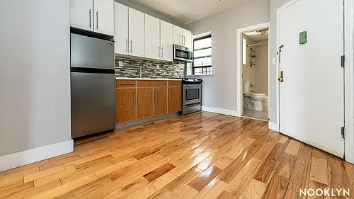 407 Chauncey St #3D Photo 1