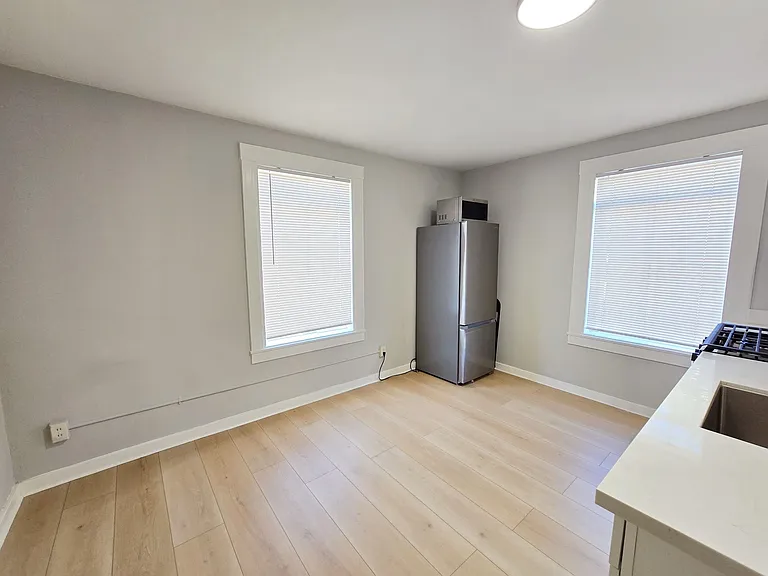 1500 7th Ave #1 — Photo 2
