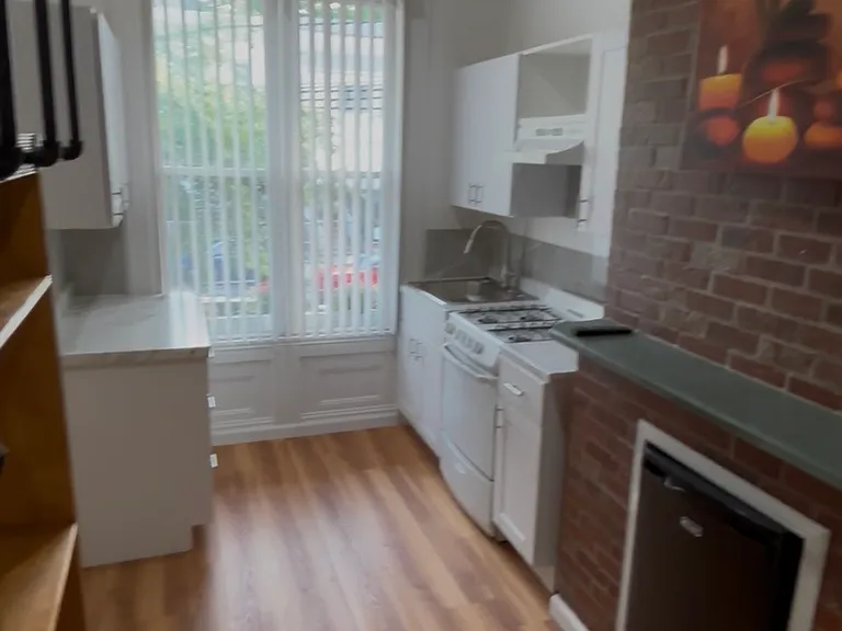 605 Bramhall Ave #2F — Photo 4