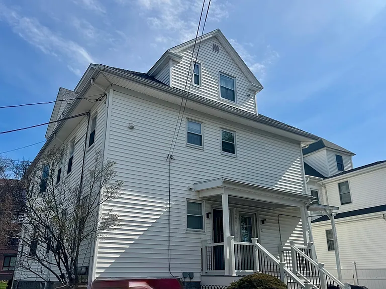 137-141 Whitwell St #1 — Photo 2