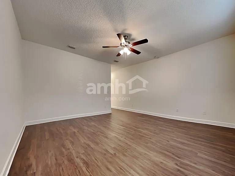 321 Gianna Way — Photo 7