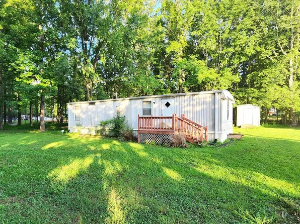 32 Sloan Rd, Springville, TN 38256