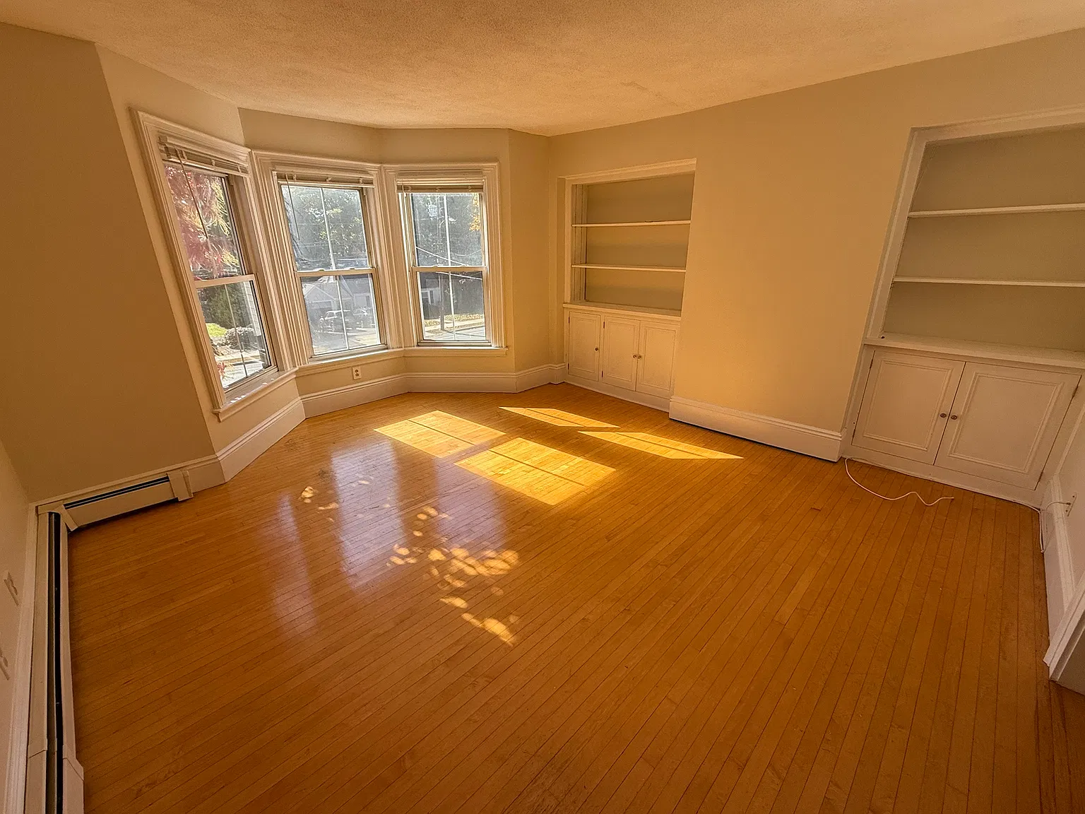 2 bed, 1411 sqft, $2,650 — Photo 4