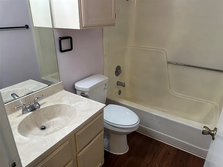 16303 Edgemere Dr — Photo 17