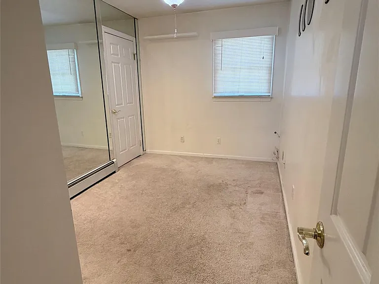 216 Maple Ave — Photo 22